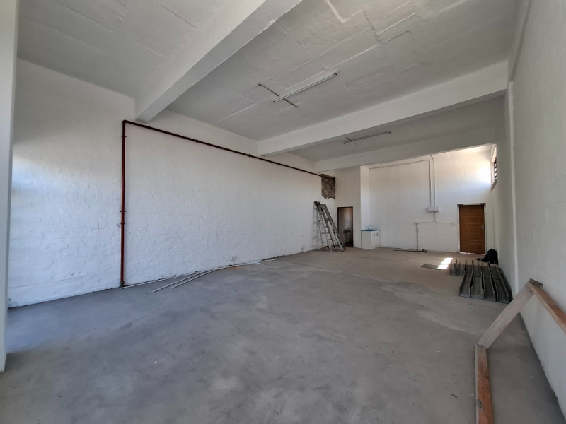 To Let commercial Property for Rent in Maitland Western Cape